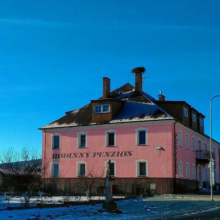 Penzion Mlynicky Dvur Červená Voda Bagian luar foto