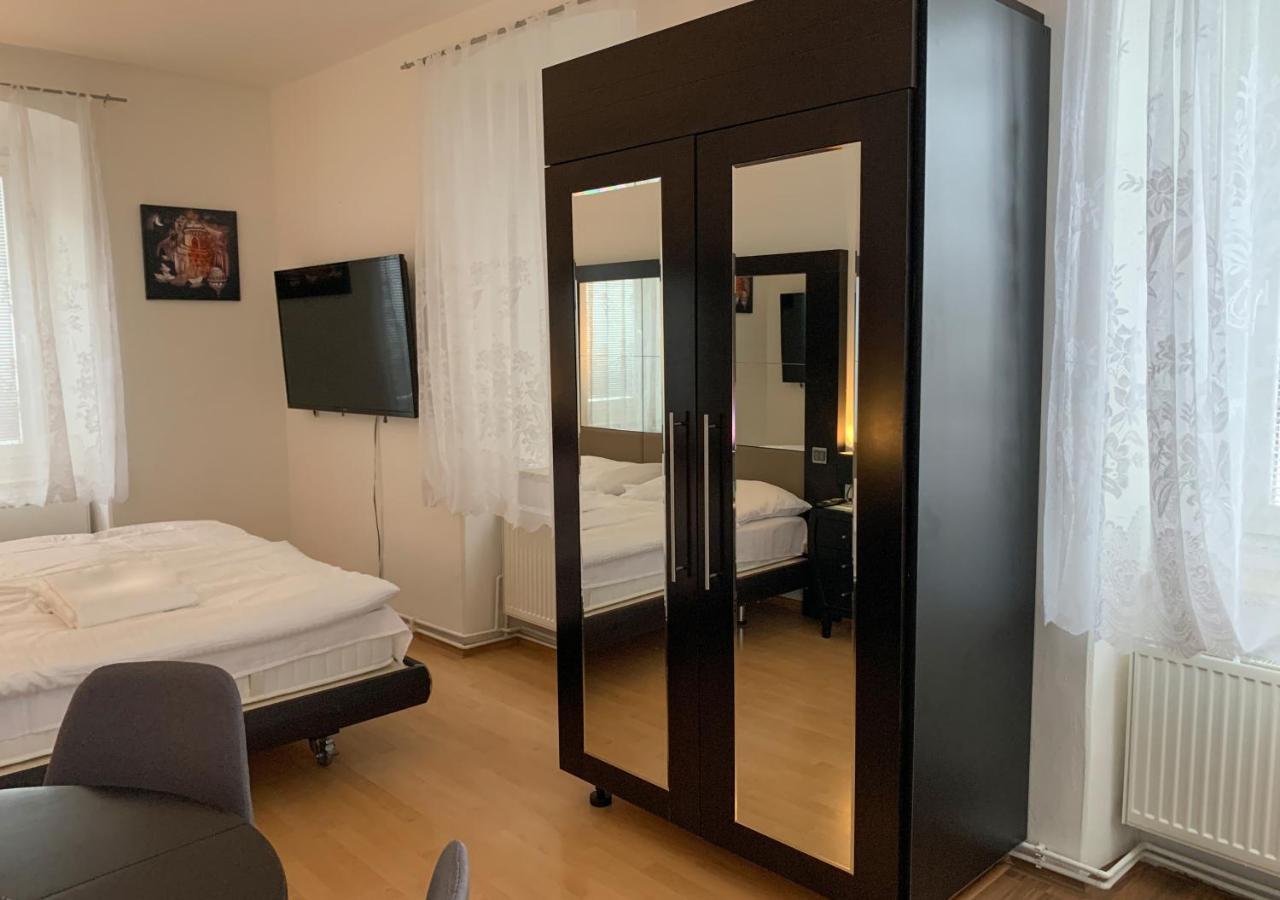 Penzion Mlynicky Dvur Červená Voda Bagian luar foto