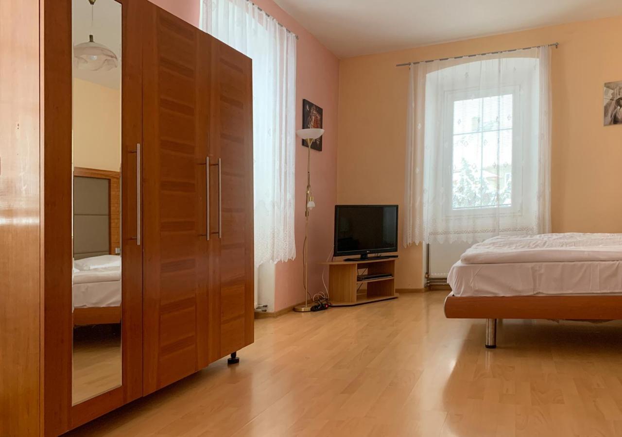Penzion Mlynicky Dvur Červená Voda Bagian luar foto